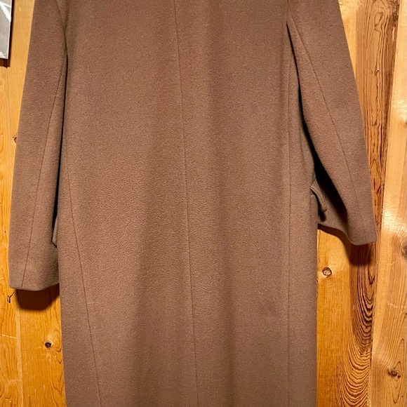 Lorovi Oversized Wool Coat made in the USA - Picture 3 of 7